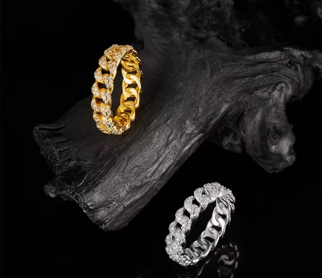 Moissanite Ring in 925 Silver and 18k Gold Plating